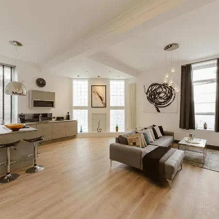 Ferienwohnung Grand Prix House